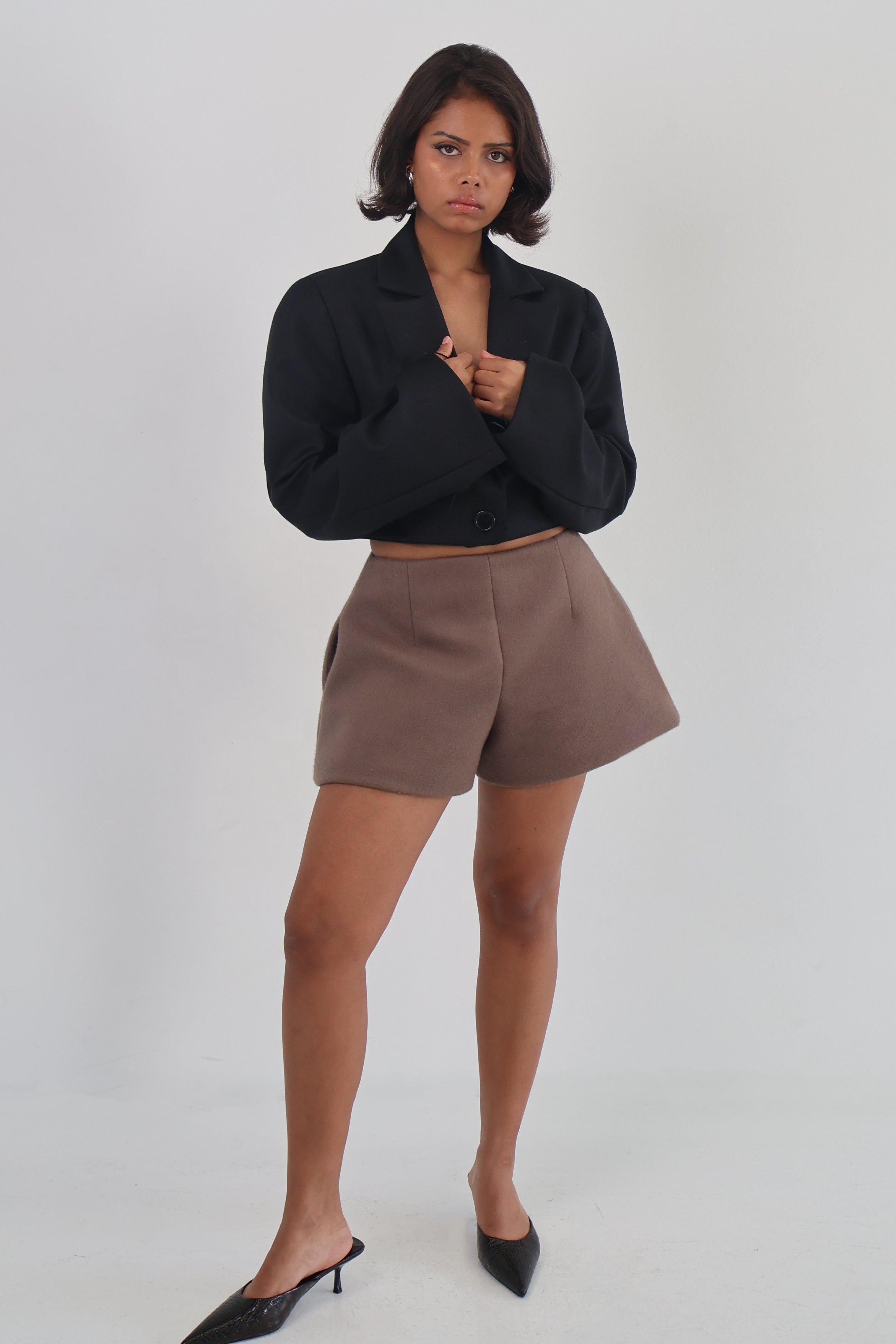 ALBA SHORT
